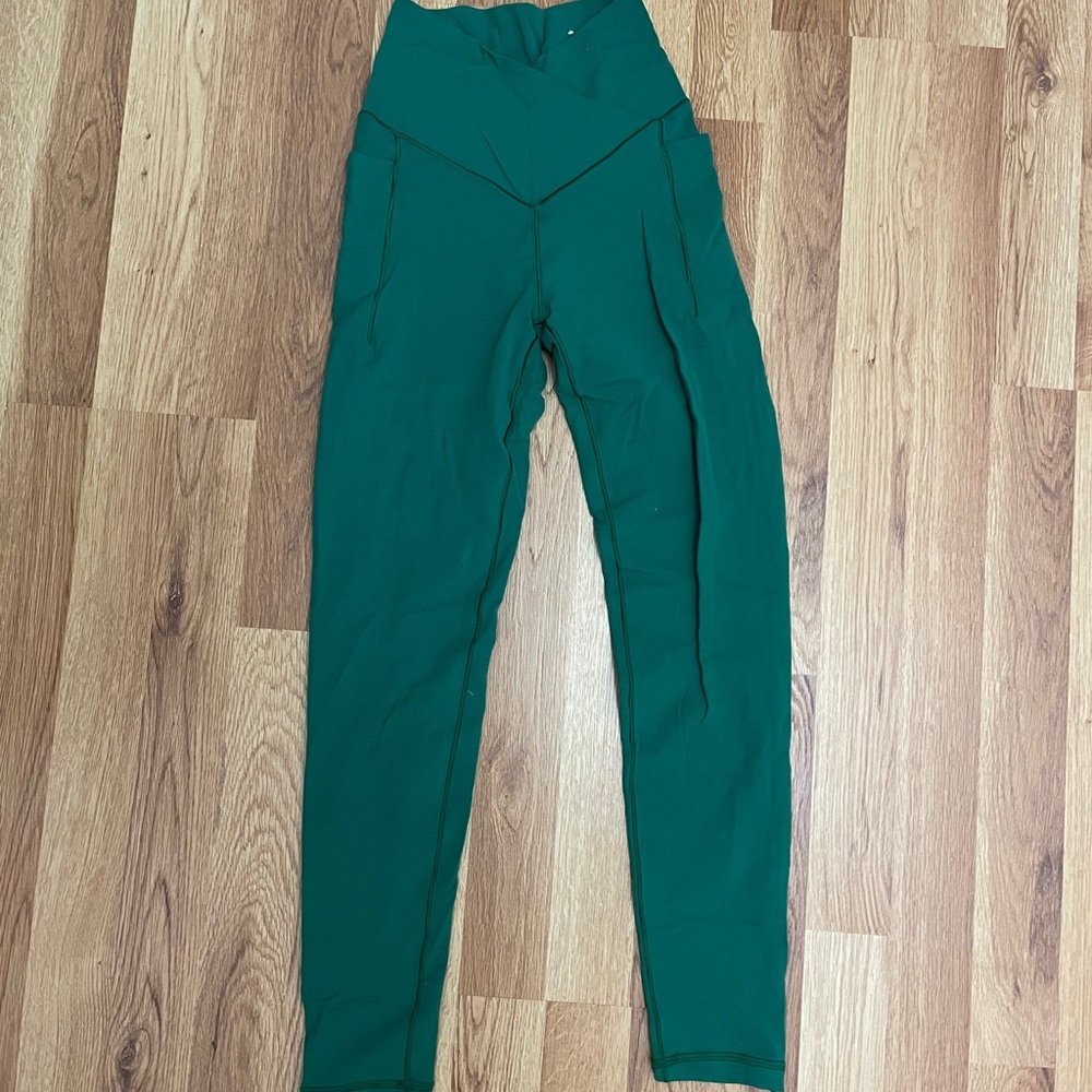 Aerie crossover leggings with pockets